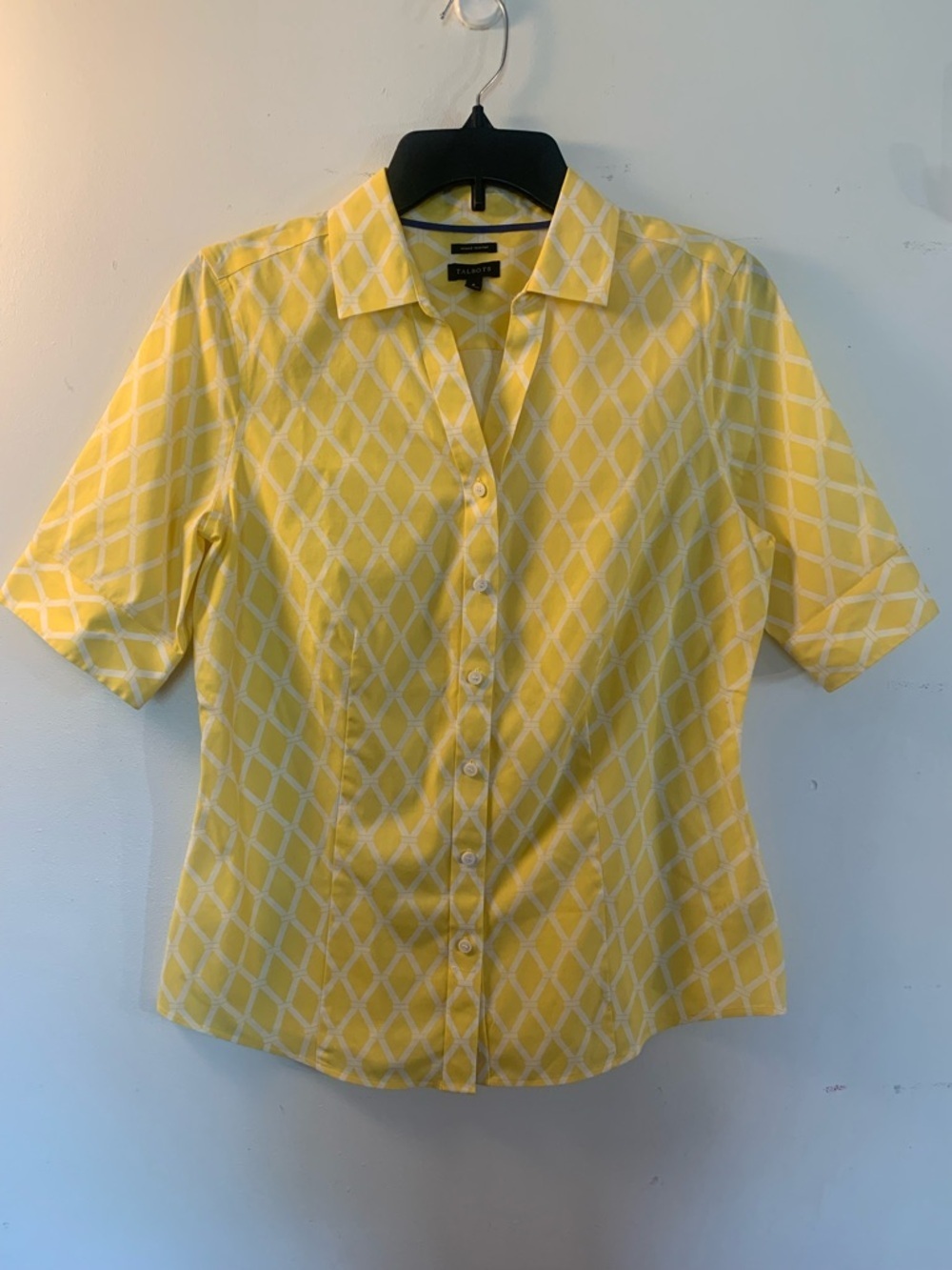 Talbots diamond patterned top wrinkle-resistant cotton-spandex blend Size 6